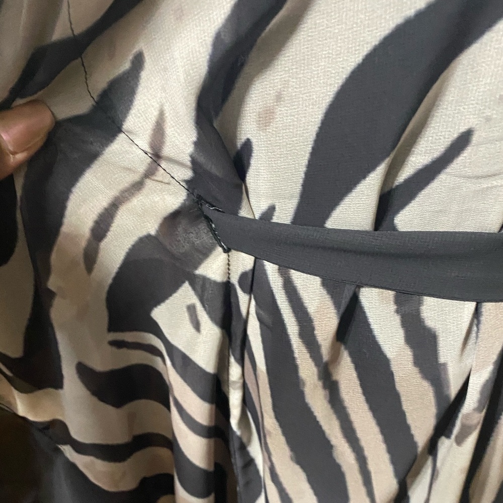 NWOT VENUS Plus Size Animal Print Caftan Dress - Picture 5 of 5